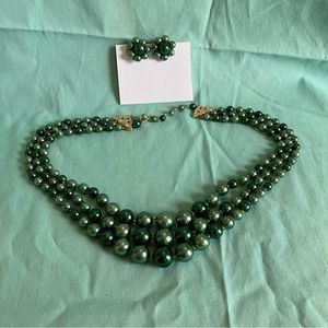 Vintage Green Bead Necklace & Earring Set